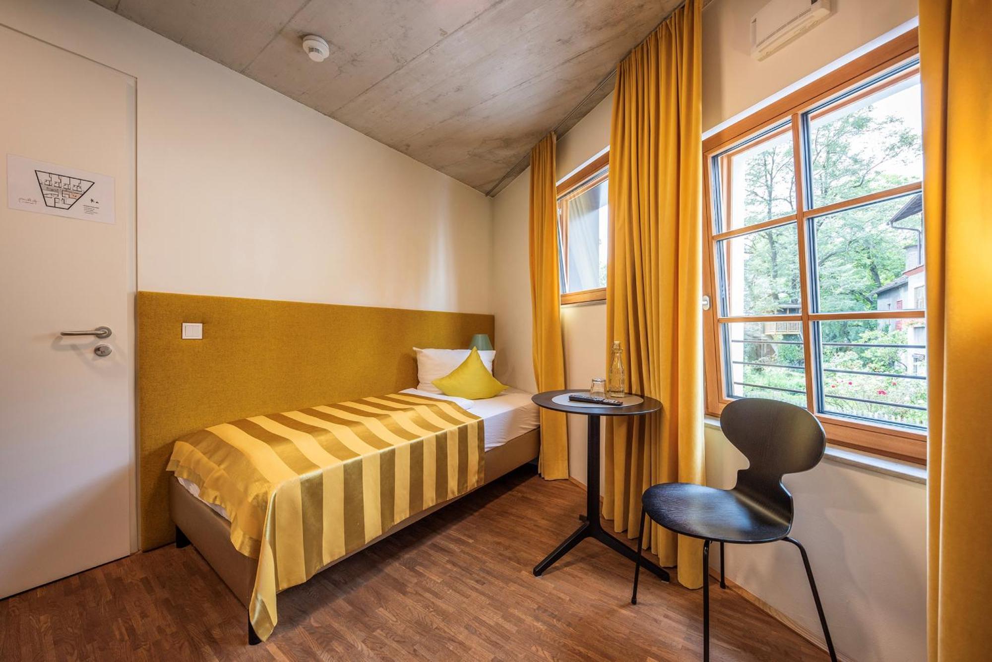 Pradl Elf My- Apartment Innsbruck Bagian luar foto